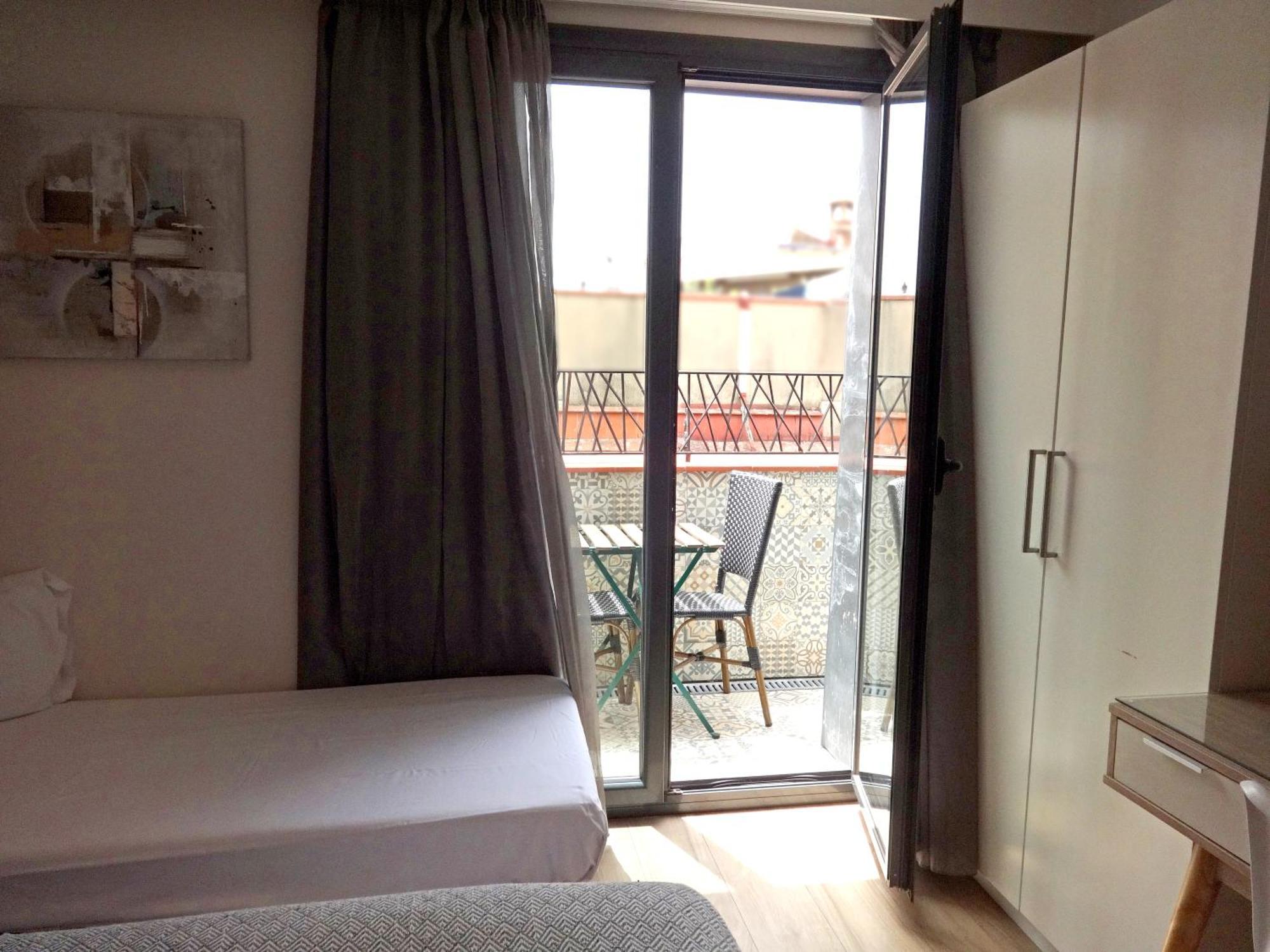 Hotel Lloret Ramblas Barcelona Exterior photo