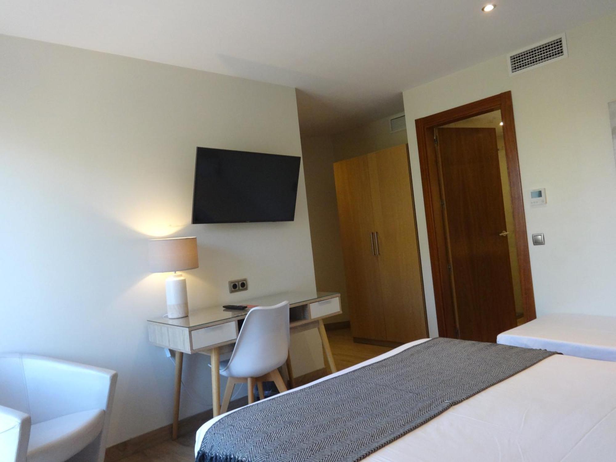 Hotel Lloret Ramblas Barcelona Exterior photo
